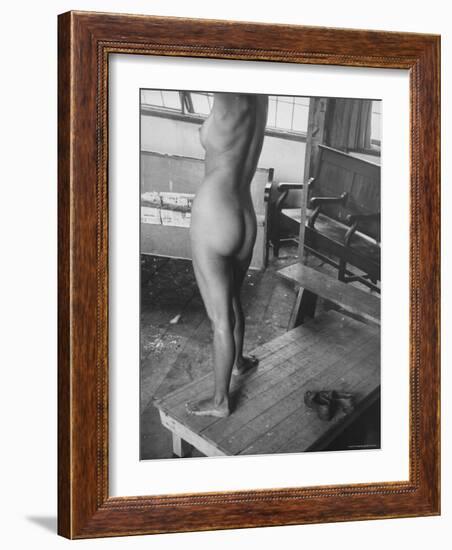 Close Up of Female Nude Model in Life Drawing Class at the Skowhegan School of the Arts-Gjon Mili-Framed Photographic Print