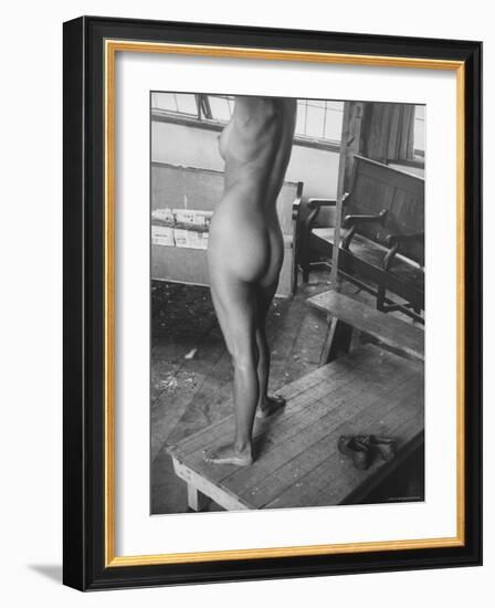 Close Up of Female Nude Model in Life Drawing Class at the Skowhegan School of the Arts-Gjon Mili-Framed Photographic Print