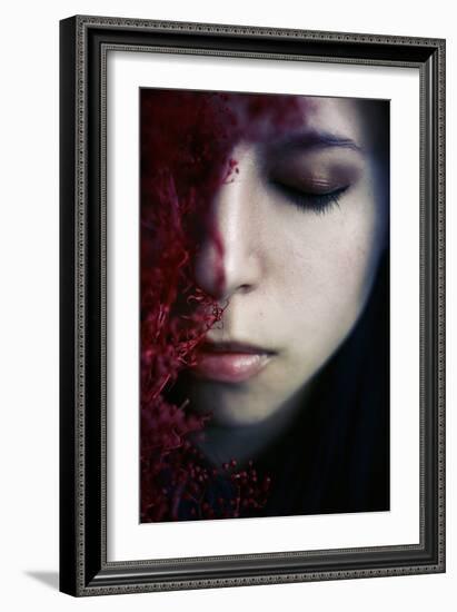 Close Up of Young Woman Face-Carolina Hernández-Framed Photographic Print