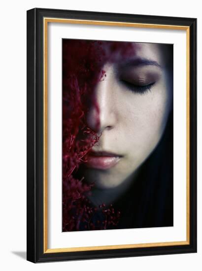 Close Up of Young Woman Face-Carolina Hernández-Framed Photographic Print