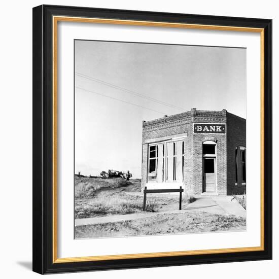 Closed Bank, 1936-Arthur Rothstein-Framed Photographic Print