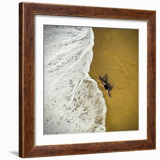 Closer-null-Framed Photographic Print
