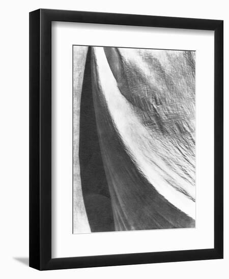 Cloth, Mexico, 1924-Tina Modotti-Framed Giclee Print