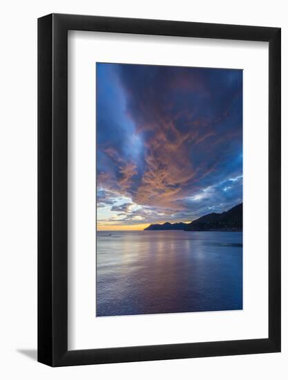 Coast Near Manarola, Cinque Terre, Liguria, Italy, Europe-Gavin Hellier-Framed Photographic Print