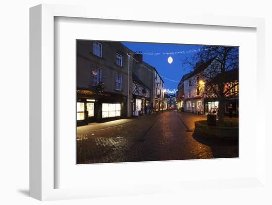 Cobbled Silver Street at Christmas-Mark Sunderland-Framed Photographic Print