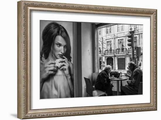 Coffee Conversations-Luis Sarmento-Framed Photographic Print