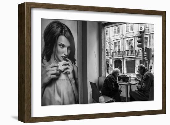 Coffee Conversations-Luis Sarmento-Framed Photographic Print