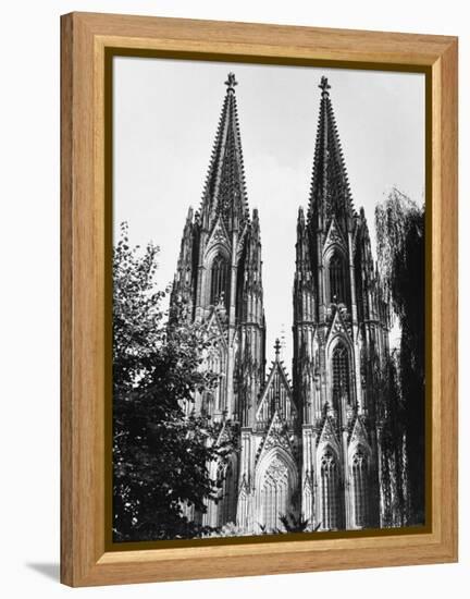 Cologne Cathedral-null-Framed Premier Image Canvas