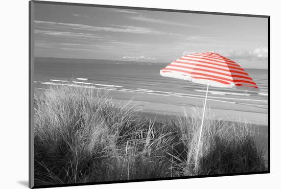 Color Pop, Beach umbrella on the beach, Saunton, North Devon, England, Living Coral-null-Mounted Photographic Print