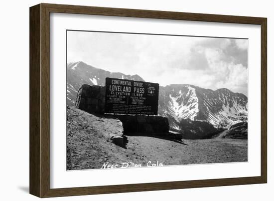 Colorado - Continental Divide at Loveland Pass near Dillon-Lantern Press-Framed Art Print