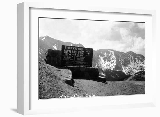 Colorado - Continental Divide at Loveland Pass near Dillon-Lantern Press-Framed Art Print