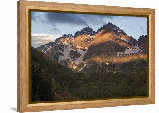 Colorado, Maroon Bells State Park. Sunrise on Maroon Bells Mountains-Don Grall-Framed Premier Image Canvas