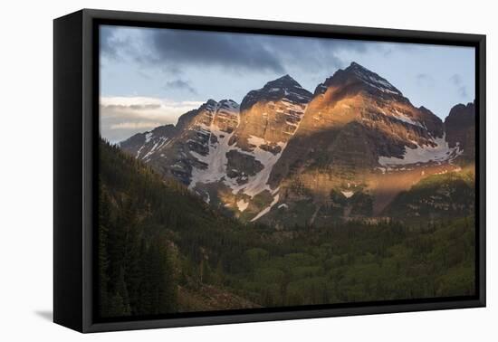 Colorado, Maroon Bells State Park. Sunrise on Maroon Bells Mountains-Don Grall-Framed Premier Image Canvas