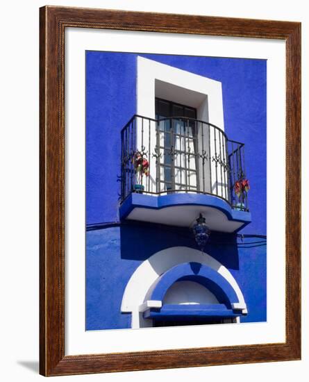 Colorful Building with Iron Balcony, Guanajuato, Mexico-Julie Eggers-Framed Photographic Print