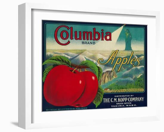 Columbia Apple Crate Label - Yakima, WA-Lantern Press-Framed Art Print