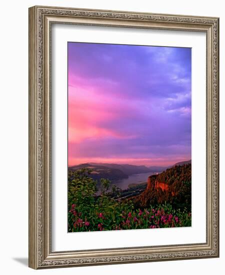 Columbia River Gorge IX-Ike Leahy-Framed Photographic Print