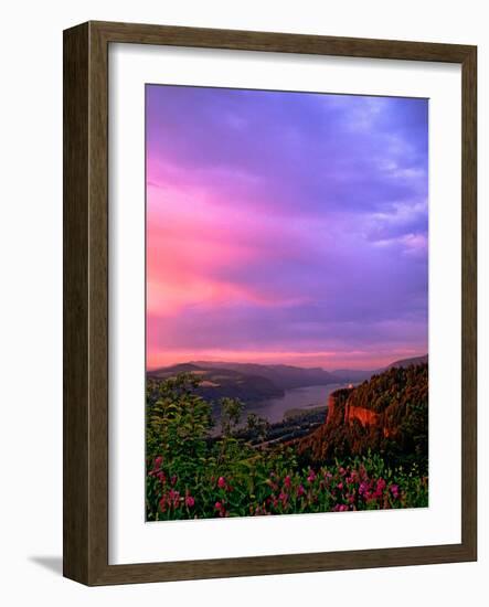 Columbia River Gorge IX-Ike Leahy-Framed Photographic Print