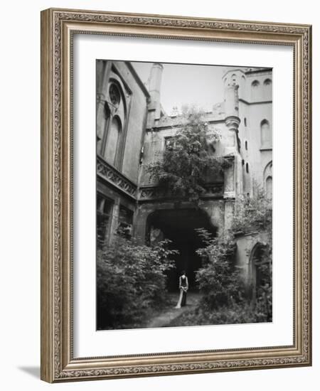 Come-Malgorzata Maj-Framed Photographic Print