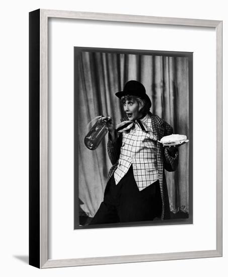 Comedienne Lucille Ball Clowns During TV Episode of "I Love Lucy"-Loomis Dean-Framed Premium Photographic Print