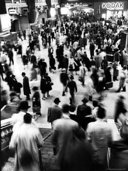 'Commuters Catching Trains at Evening Rush Hour in Grand Central ...