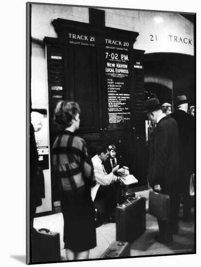Commuters on the New York New Haven Line Catching Evening Train from Grand Central Station-Alfred Eisenstaedt-Mounted Photographic Print