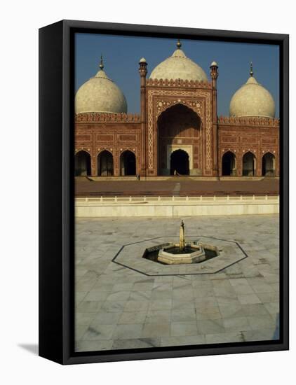 Completed by Mughal Emperor Aurangzeb, Badshahi Mosque Can Accommodate 60, 000 Worshippers-Amar Grover-Framed Premier Image Canvas