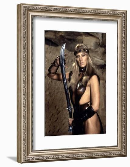 Conan le barbare Conan the Barbarian by John Milius with Sandahl Bergman, 1982 (photo)-null-Framed Photo