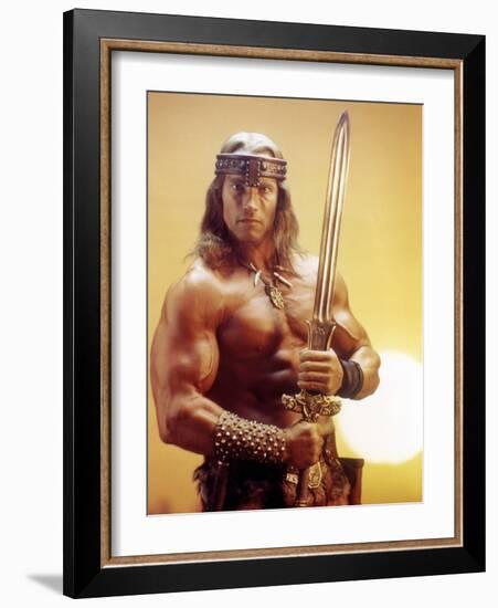 Conan the Destroyer, Arnold Schwarzenegger, by Richard Fleischer with, 1984-null-Framed Photo