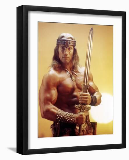 Conan the Destroyer, Arnold Schwarzenegger, by Richard Fleischer with, 1984-null-Framed Photo