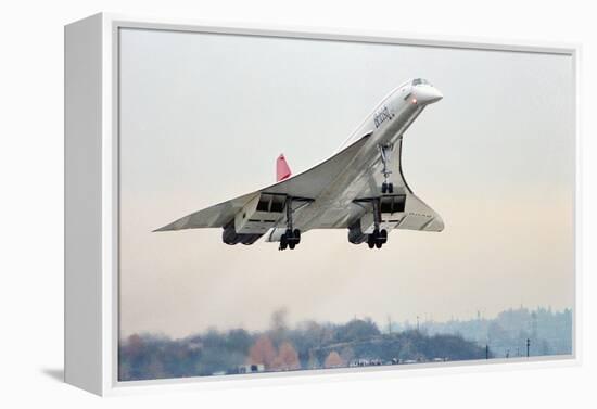 Concorde Supersonic Airliner Landing at Airport-null-Framed Premier Image Canvas