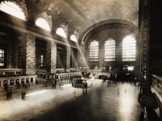 Concourse of Grand Central Terminal-null-Framed Photographic Print