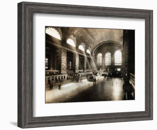 Concourse of Grand Central Terminal-null-Framed Photographic Print