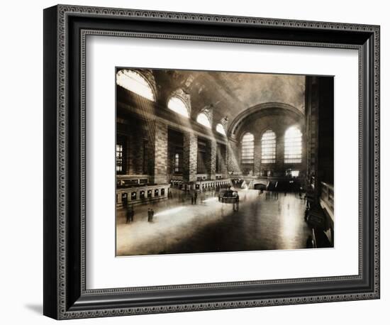 Concourse of Grand Central Terminal-null-Framed Photographic Print