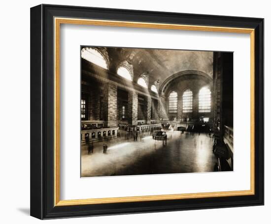 Concourse of Grand Central Terminal-null-Framed Photographic Print