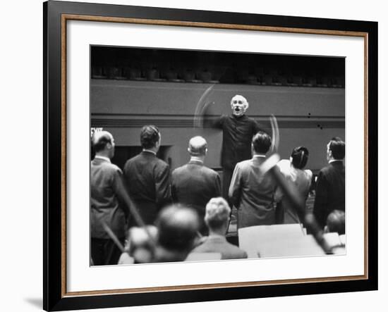 Conductor Arturo Toscanini Conducting Singers from the Metropolitan Opera-W^ Eugene Smith-Framed Premium Photographic Print