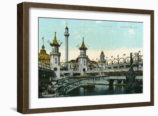 Coney Island, New York - Luna Park Scene-Lantern Press-Framed Art Print