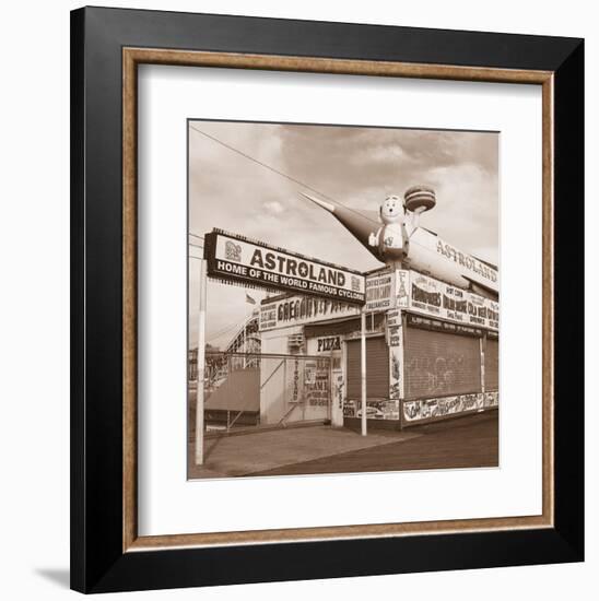 Coney Island-Erin Clark-Framed Art Print