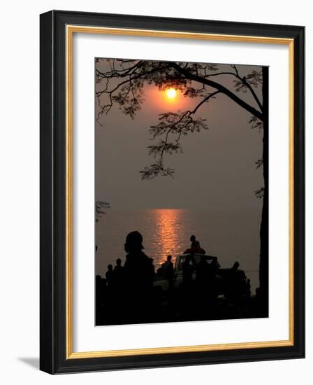 Congolese Refugees Wait for the Ferry to Bukavu, Congo-null-Framed Photographic Print
