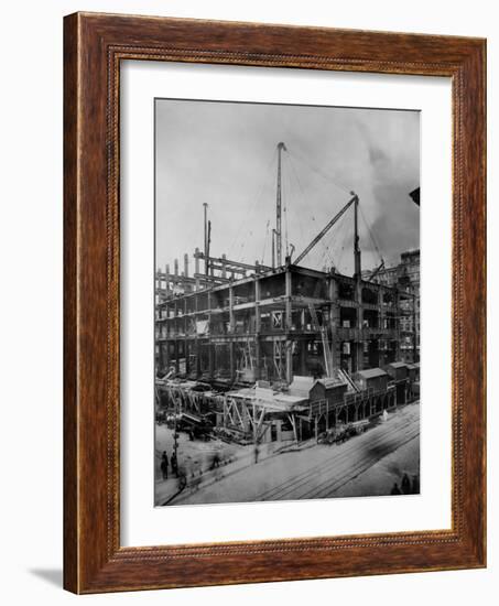 Construction of the Woolworth Building, New York-Irving Underhill-Framed Photographic Print