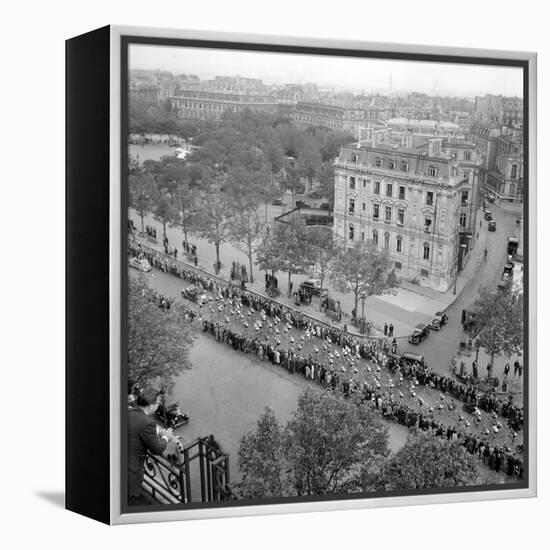 Contestants in the 1948 Tour De France Parade up the Champs Elysees-null-Framed Premier Image Canvas