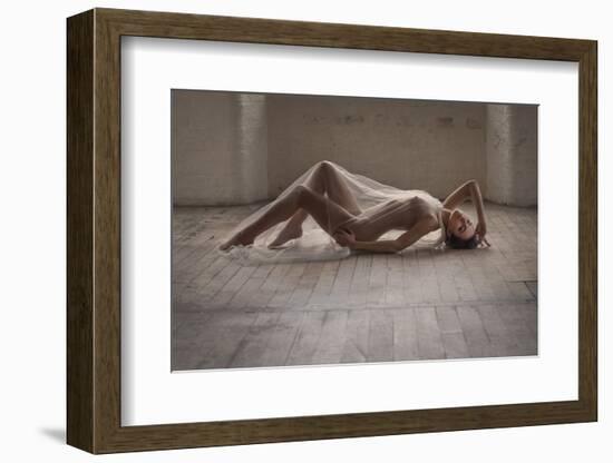 Contre Jour-Ross Oscar-Framed Photographic Print