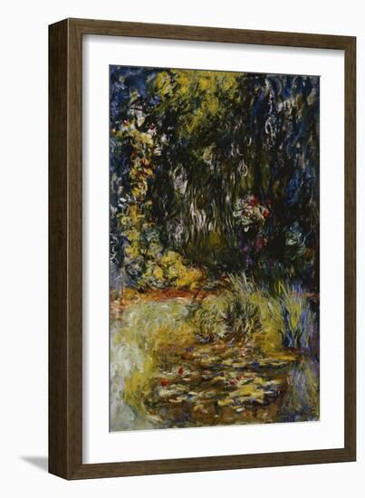 Corner of a Pond with Waterlilies, 1918-Claude Monet-Framed Giclee Print