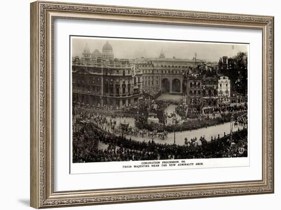 Coronation Procession 1911, New Admiralty Arch-null-Framed Giclee Print