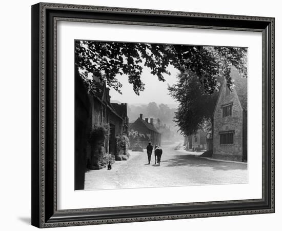 Cotswolds 1935-Bernard Alfieri-Framed Photographic Print