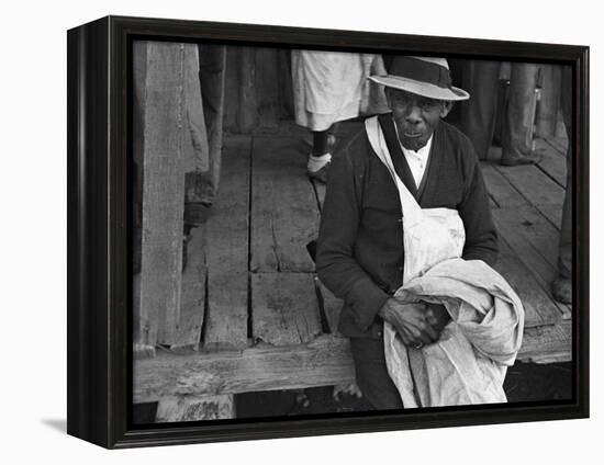 Cotton Picker, Arkansas, c.1935-Ben Shahn-Framed Stretched Canvas