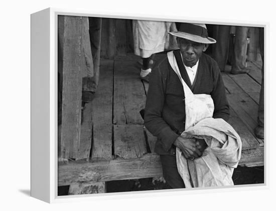 Cotton Picker, Arkansas, c.1935-Ben Shahn-Framed Stretched Canvas