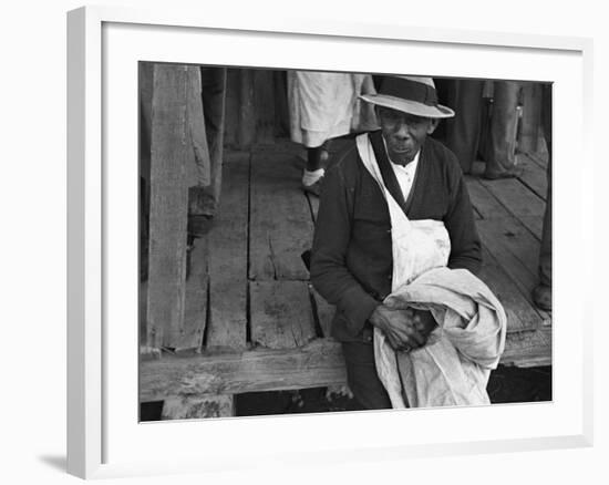 Cotton Picker, Arkansas, c.1935-Ben Shahn-Framed Photo