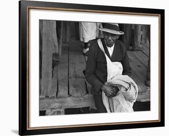 Cotton Picker, Arkansas, c.1935-Ben Shahn-Framed Photo