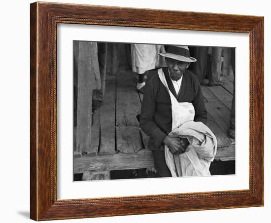 Cotton Picker, Arkansas, c.1935-Ben Shahn-Framed Photo