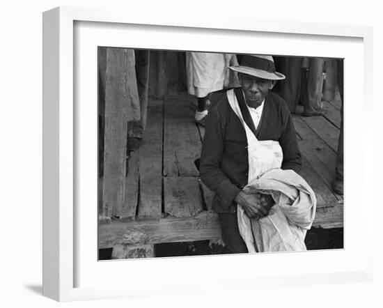 Cotton Picker, Arkansas, c.1935-Ben Shahn-Framed Photo